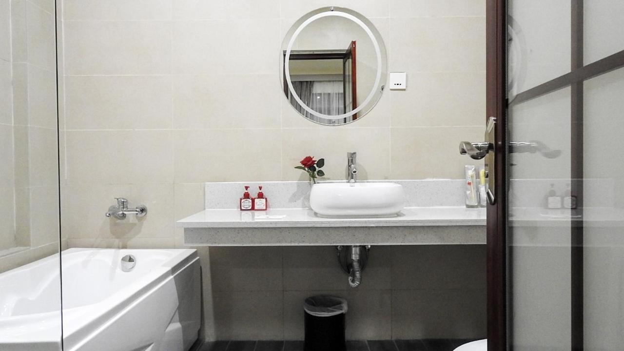 Green Rose Hotel Batam Exterior foto
